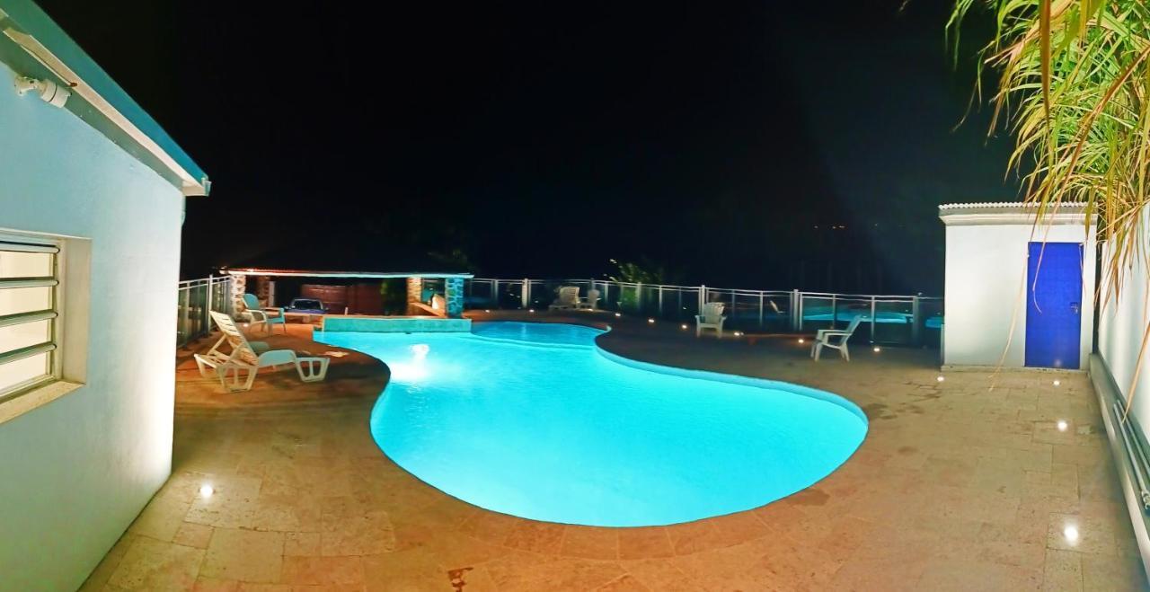 Апартаменты L'Hibiscus De Plaiz'Anse Петит-Иль Экстерьер фото